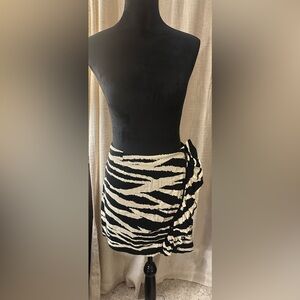 Free People Black and Creme Mini Skirt